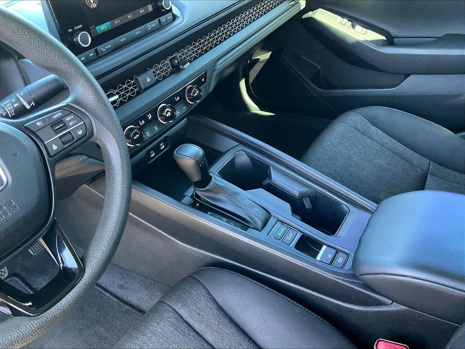 Certified 2024 Honda Accord EX image 21