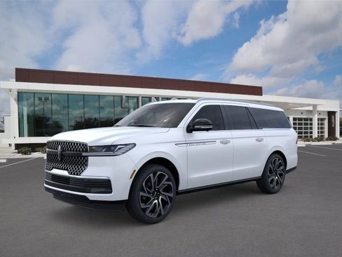 New 2026 Lincoln Navigator L Reserve AWD/4WD image 1