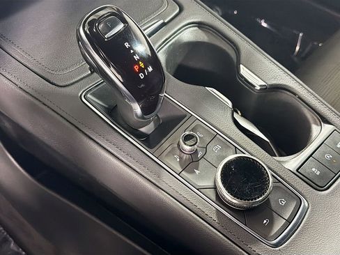 Used 2024 Cadillac XT4 Sport image 16