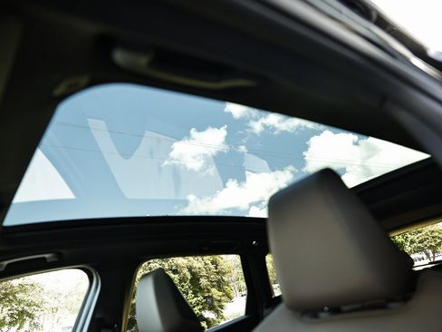 New 2026 BMW X3 xDrive30 w/ Premium Package image 17