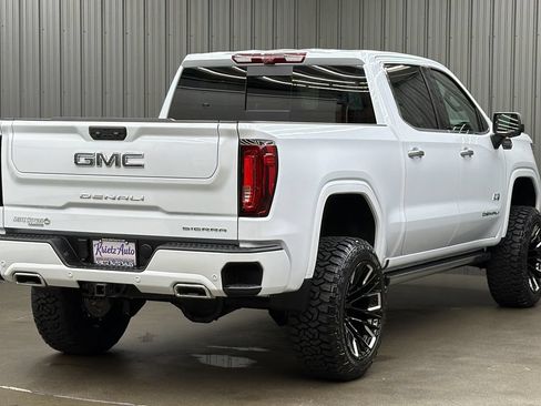 Used 2026 GMC Sierra 1500 Denali Ultimate AWD/4WD image 5