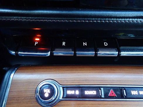 Used 2020 Lincoln Aviator Reserve w/ Equipment Group 201A AWD/4WD image 22