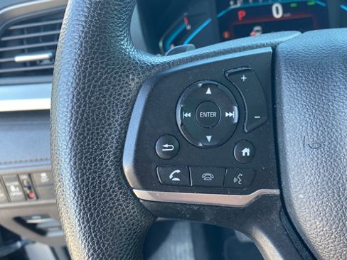 Used 2018 Honda Odyssey EX image 30