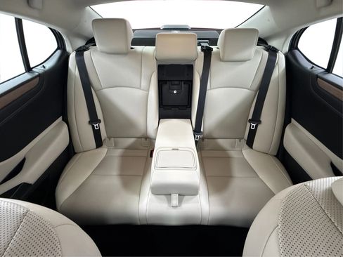 Used 2025 Lexus ES 350 ES 350 Sedan 4D image 14