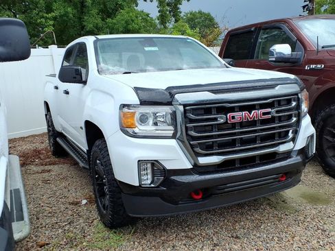 Used 2021 GMC Canyon AT4 AWD/4WD image 3