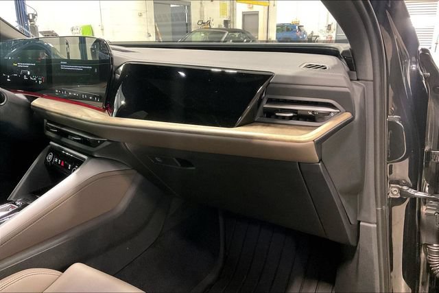 Used 2025 Audi Q5 Premium Plus w/ Premium Plus AWD/4WD image 16