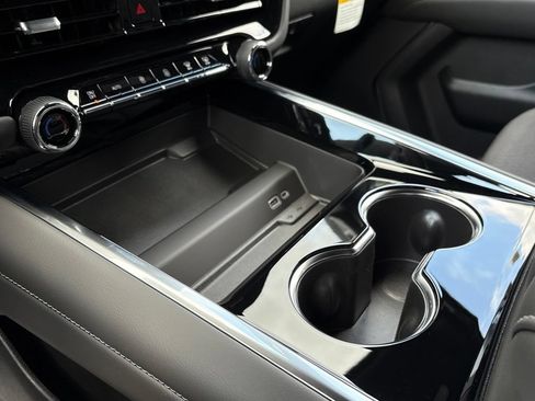 New 2026 Chevrolet Suburban LS RWD image 29