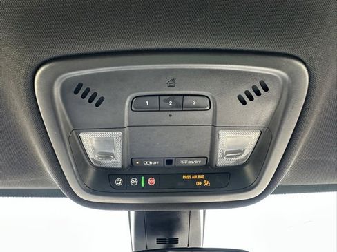 Used 2022 Chevrolet Traverse LT w/ LPO, Floor Liner Package image 17