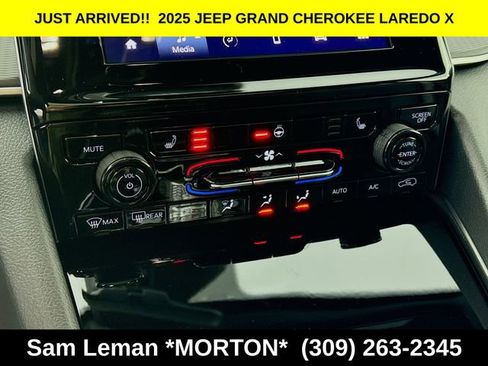 New 2025 Jeep Grand Cherokee Laredo X w/ Luxury Tech Group I image 15