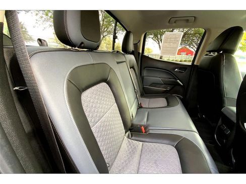 Used 2017 Chevrolet Colorado Z71 image 27