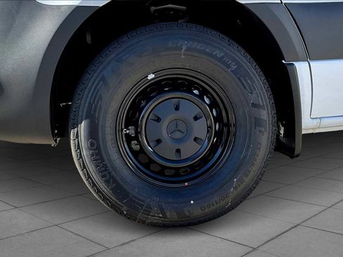 New 2026 Mercedes-Benz Sprinter 2500 image 11