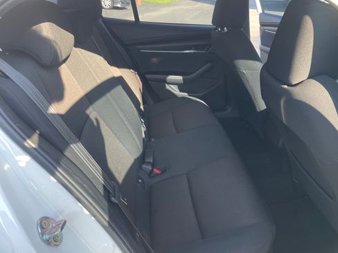 Used 2021 MAZDA MAZDA3 s FWD image 19
