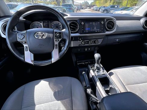 Used 2019 Toyota Tacoma SR5 image 15