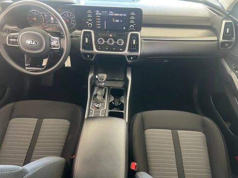 Certified 2021 Kia Sorento LX AWD/4WD image 18
