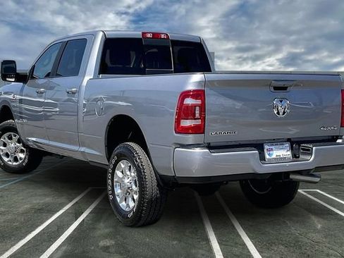 Used 2024 RAM 2500 Laramie AWD/4WD image 10