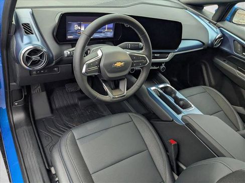 New 2026 Chevrolet Equinox EV LT image 3