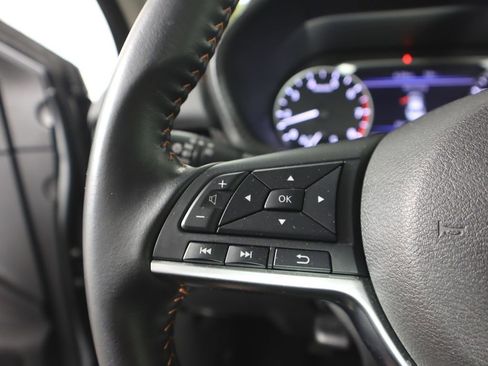 Used 2023 Nissan Sentra SR FWD image 15