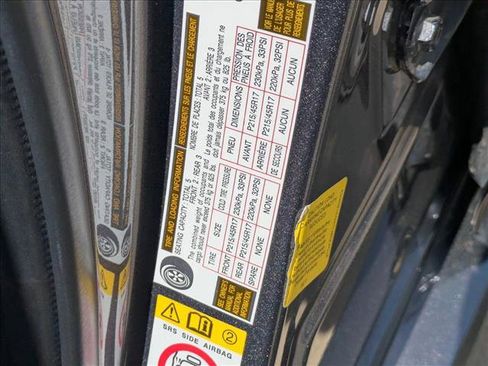 Used 2022 Toyota Prius XLE image 14