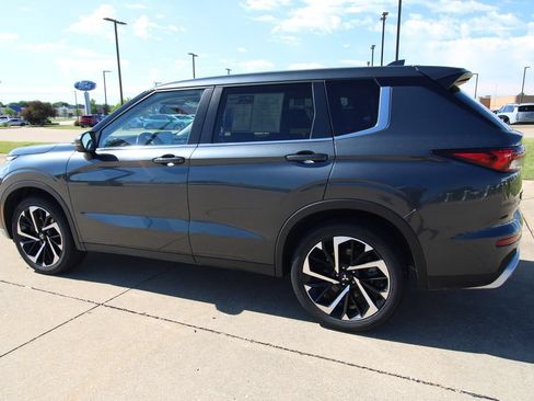 Used 2024 Mitsubishi Outlander SE AWD/4WD image 18