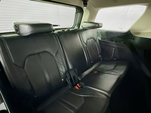 Used 2020 Ford Expedition Platinum image 36