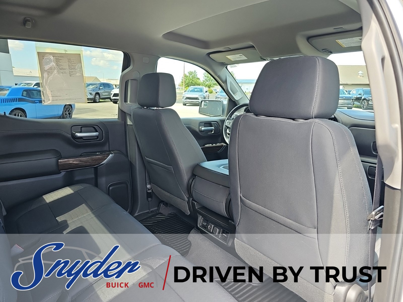 Used 2019 GMC Sierra 1500 SLE w/ SLE Value Package AWD/4WD image 31