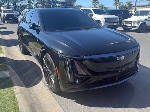 Used 2024 Cadillac Lyriq Sport AWD/4WD image 1