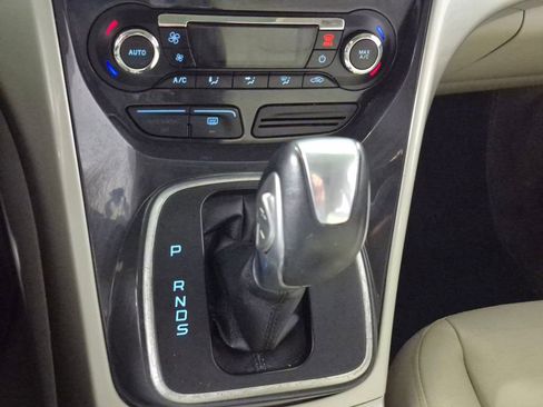 Used 2013 Ford Escape SEL image 17