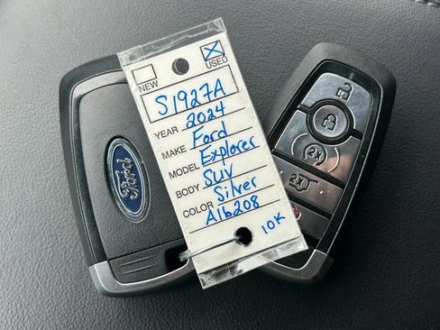 Used 2024 Ford Explorer XLT w/ Equipment Group 202A image 39