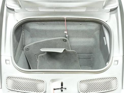 Used 2022 Porsche 911 GT3 RWD image 31