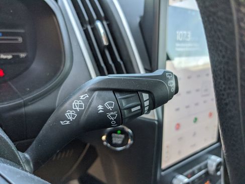 Certified 2024 Ford Edge SE image 29