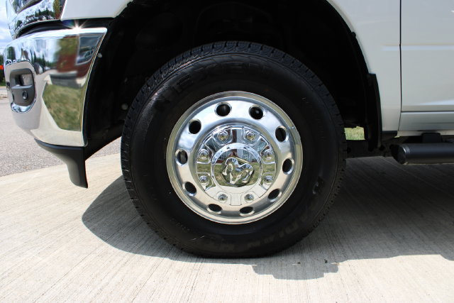 Used 2025 RAM 3500 Tradesman AWD/4WD image 31