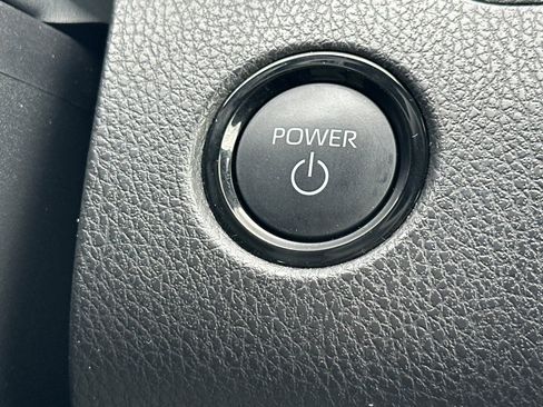 Certified 2025 Toyota Camry SE w/ Convenience Package image 34