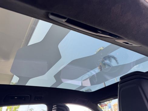 Used 2023 Porsche Taycan GTS image 25