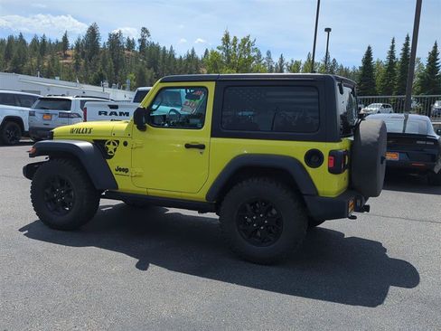 Used 2023 Jeep Wrangler Sport AWD/4WD image 4