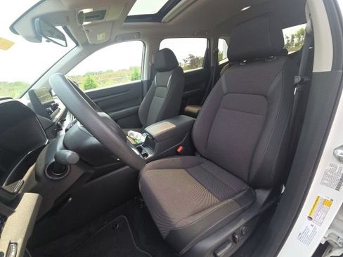 Used 2025 Honda CR-V EX image 23