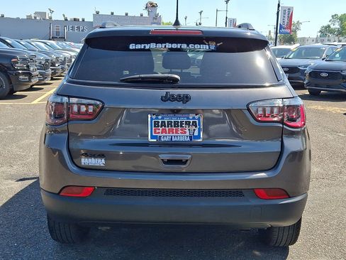 Used 2023 Jeep Compass Latitude AWD/4WD image 5