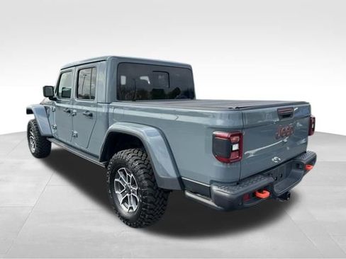 Used 2025 Jeep Gladiator Mojave image 5