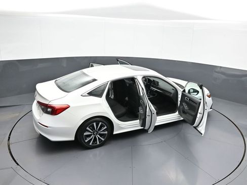 Used 2024 Honda Civic EX image 45