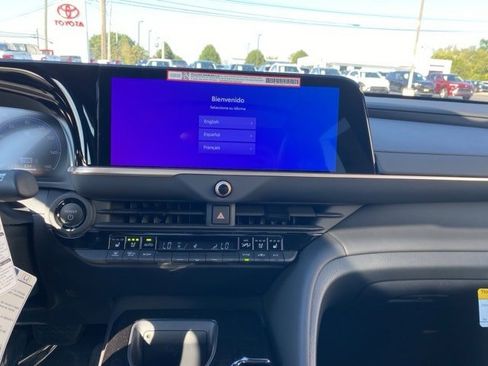 New 2025 Toyota Crown Signia image 36