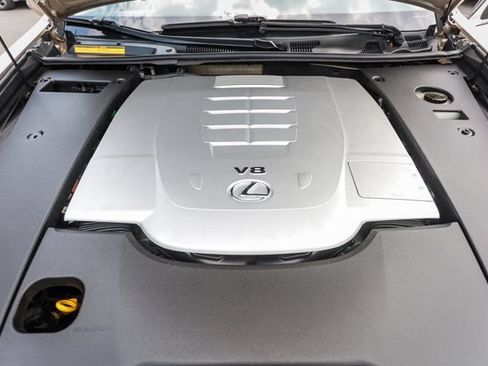 Used 2010 Lexus LS 460 RWD image 44