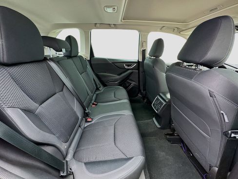 Used 2023 Subaru Forester Premium image 19