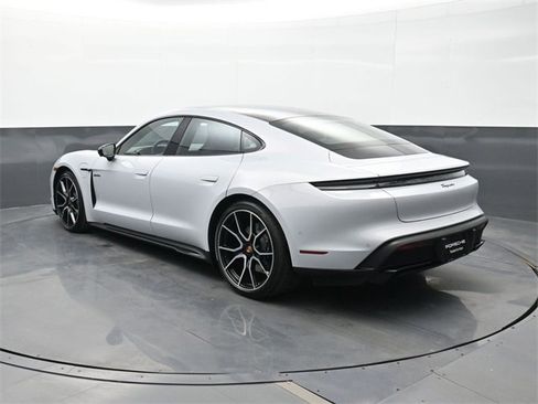 New 2026 Porsche Taycan image 3