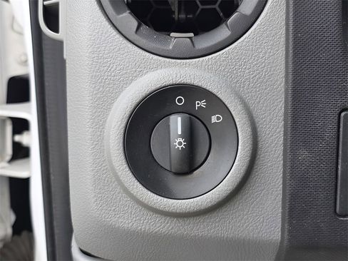 Used 2019 Ford E-350 and Econoline 350 Super Duty image 23