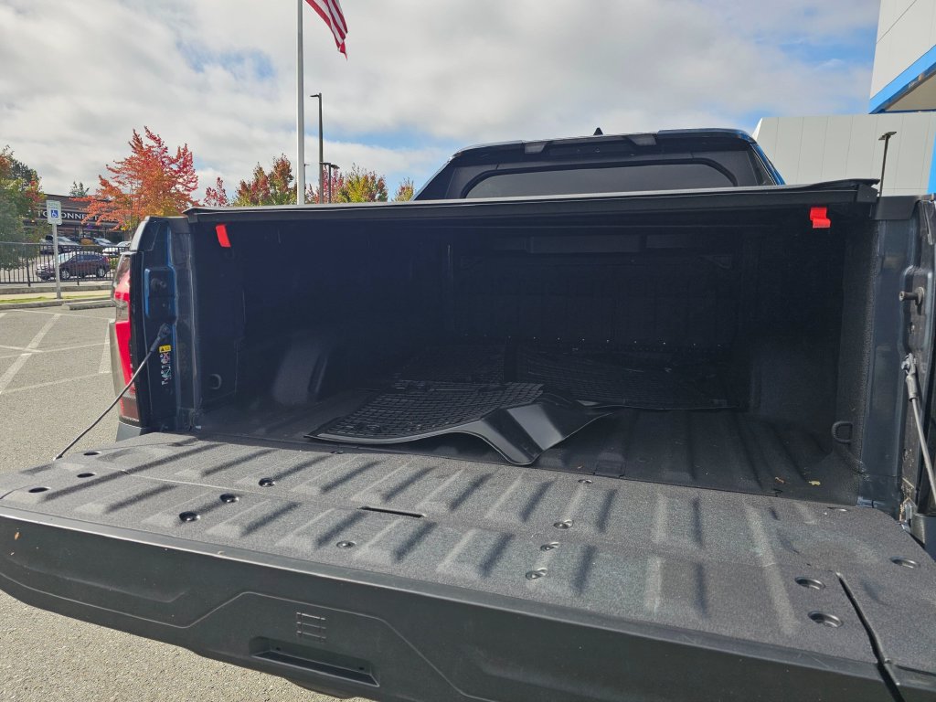 Used 2026 Chevrolet Silverado EV LT AWD/4WD image 18