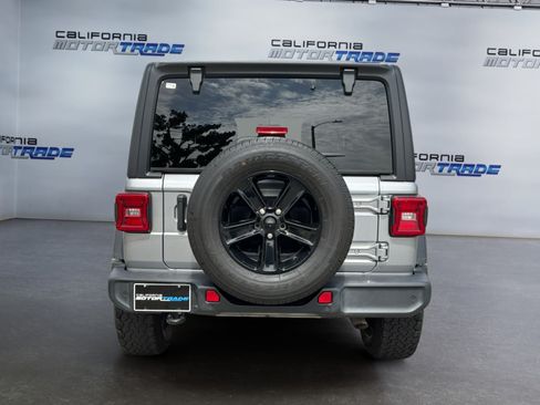 Used 2021 Jeep Wrangler Unlimited Sport AWD/4WD image 6