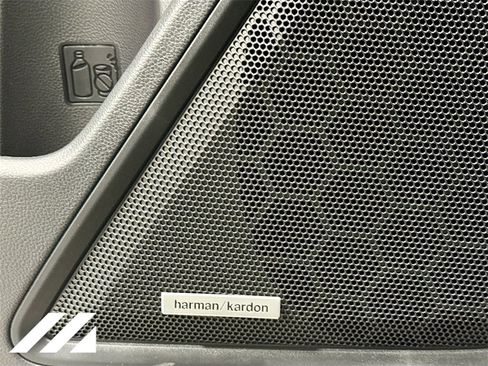 Certified 2025 Subaru Outback Limited image 20