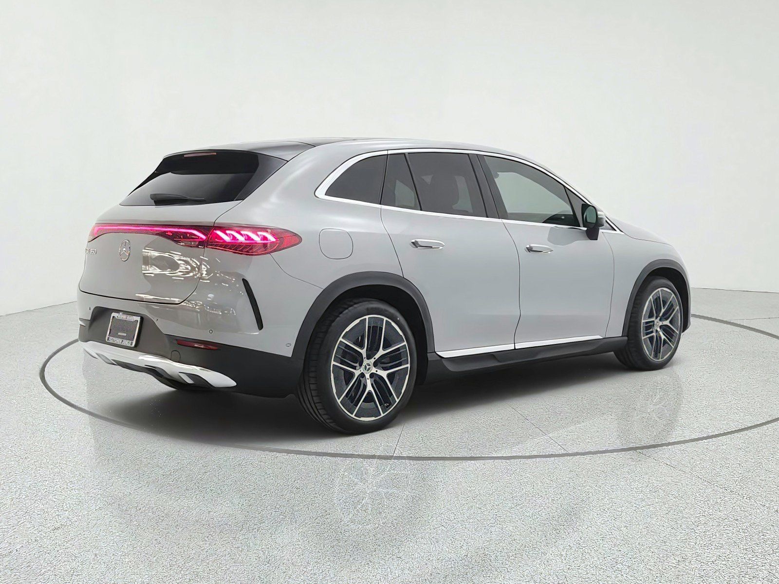 Used 2023 Mercedes-Benz EQE 350+ 4MATIC SUV image 5