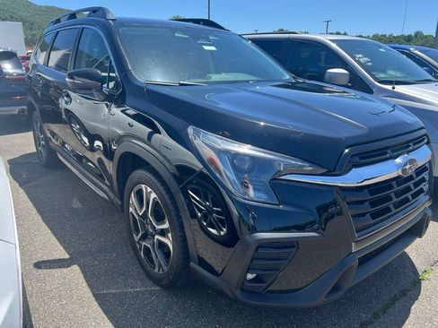 Used 2023 Subaru Ascent Limited AWD/4WD image 3