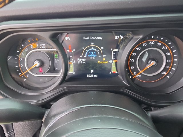 Used 2025 Jeep Wrangler Unlimited Rubicon 392 AWD/4WD image 27