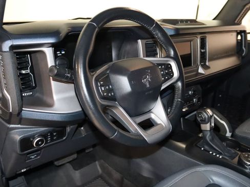 Used 2023 Ford Bronco Outer Banks AWD/4WD image 46